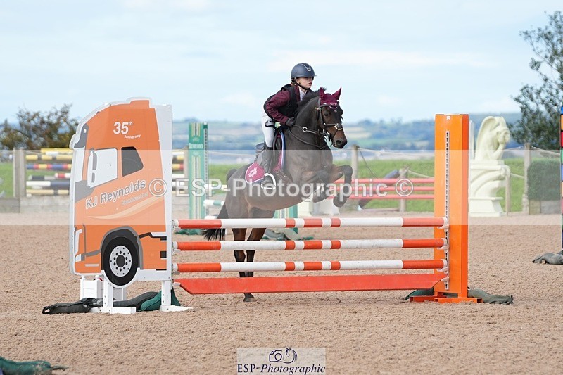 250921-101511-02141 - Cls 4 Pony British Novice and 80cm