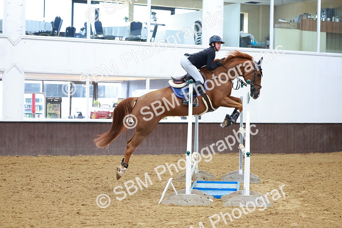 SBM_002016 - Class 5 - Senior Foxhunter 1.20m