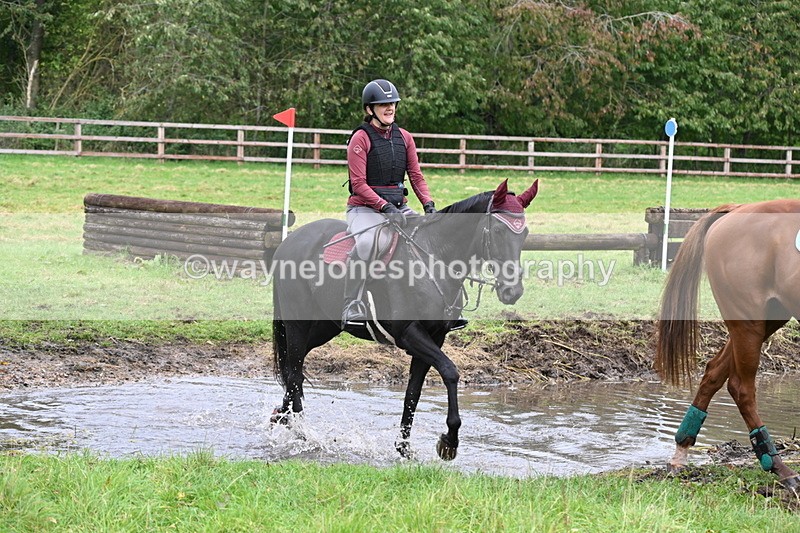 WJ6_6444 - Time at Photographer 12:41 to 13:05