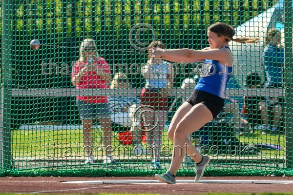 Age25SUN-928039 - Field Female Set One