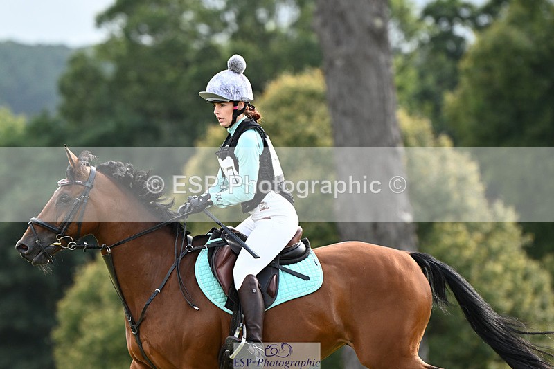 240825X-171549-37457 - 80cm XC 16.30 to 17.30