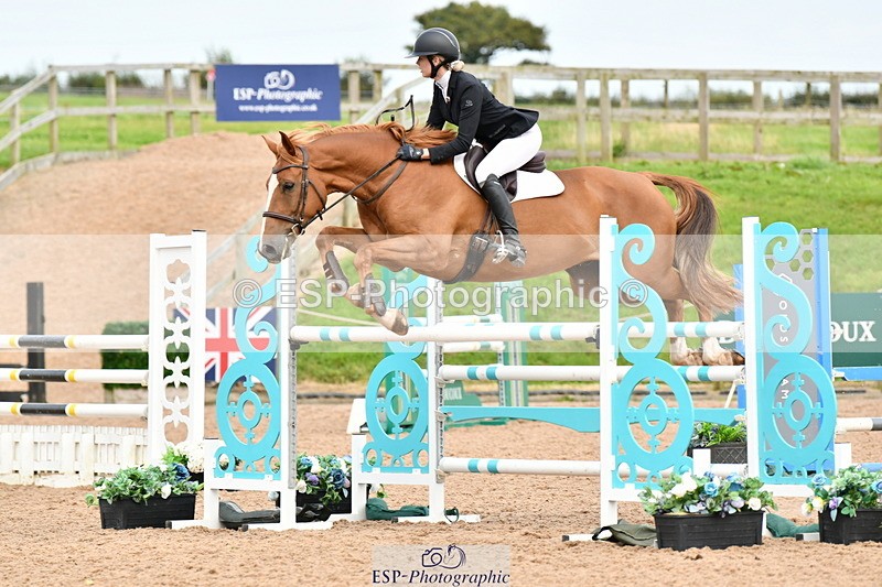 240915A-165342-11137 - Cls 30 Snr Foxhunter