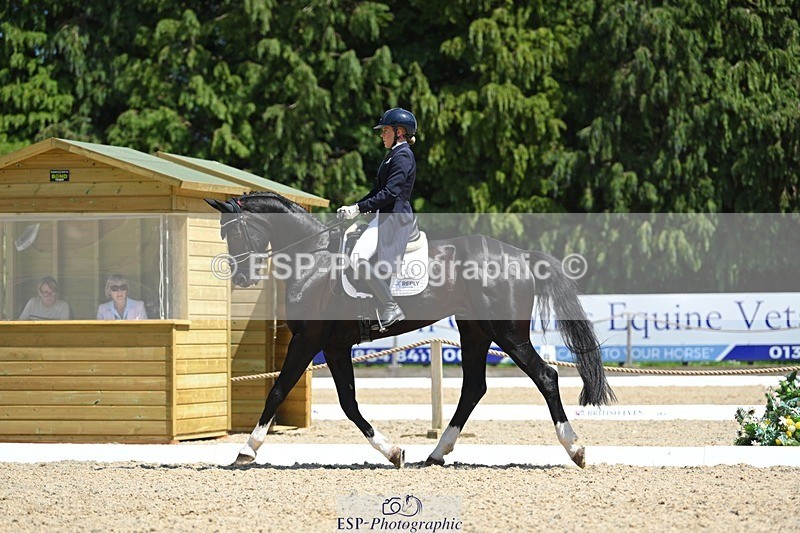 230526-135737-06866 - 480-FLOW_7-Mollie_Summerland-DR