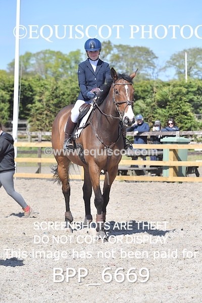 BPP_6669 - CLASS 37 MON 0.85m Amateur Championship Qualifier