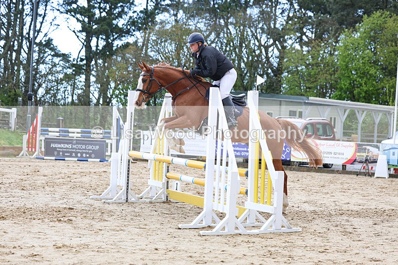 3E7A0632 - Class 4: Senior British Novice/90cm open