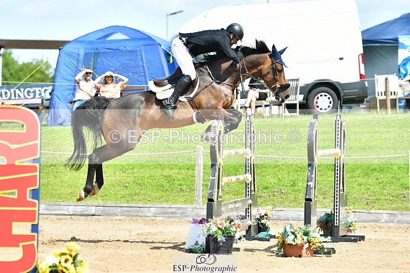 230720A-111538-02129 - Cls 5, 2 Star Medium 1.35m