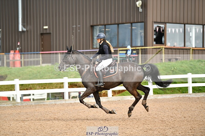 240317A-124116-06323 - Cls 32 95cm National Amateur Quali