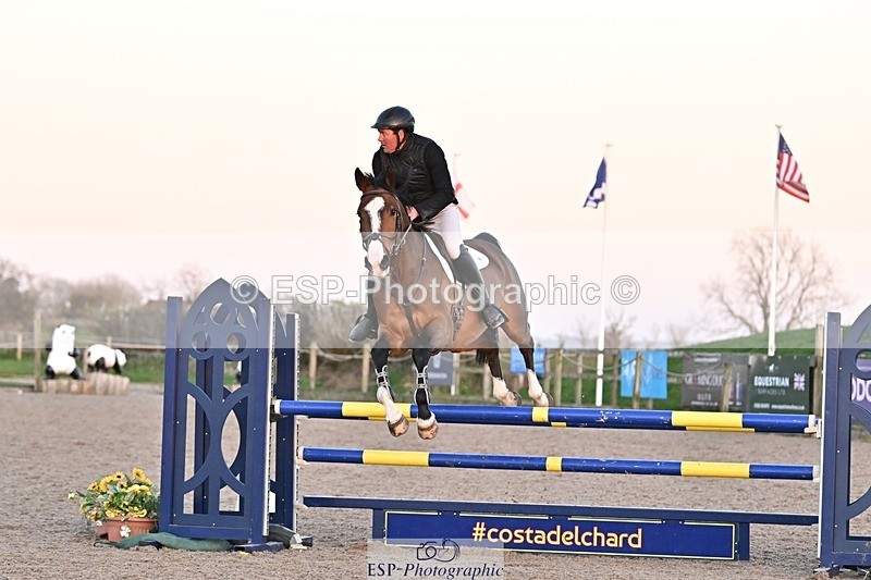 250401-193618-01067 - 100cm Cl;asses