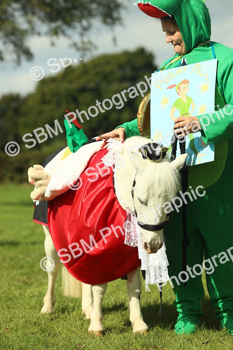 SBM_63518 - S35 - Fancy Dress Showing