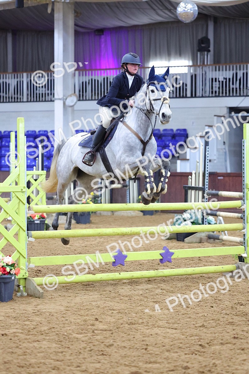SBM_010052 - Class 21 - Nupafeed Supplements Senior Discovery/ 1m Open - First Round (1.00m)
