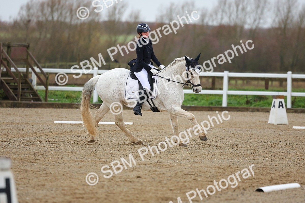 SBM_003127 - Class 6 - Novice 4