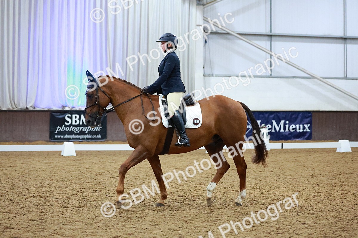 SBM_004248 - Class 12 - E2 Championship - 14.50-15.53