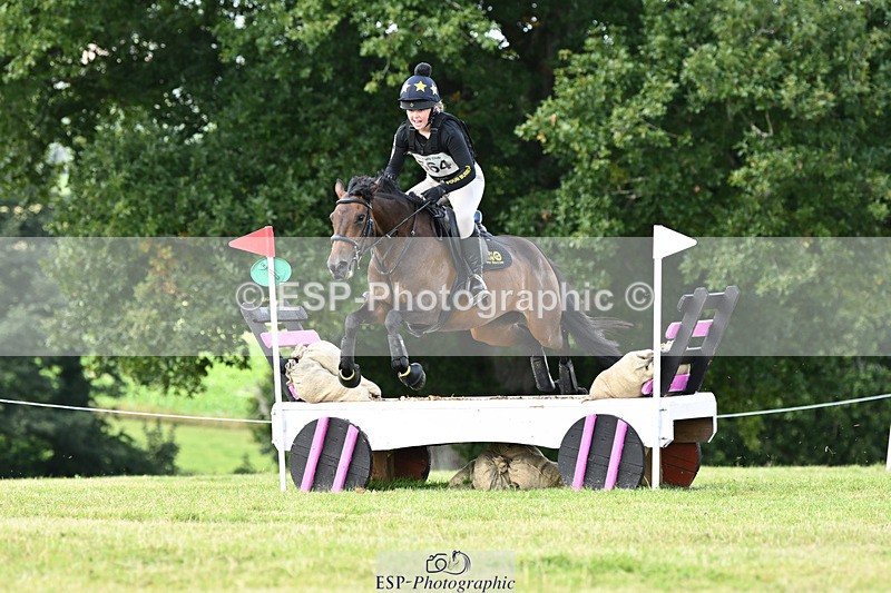 240825X-113925-32087 - 70cm XC 11.00 to 12.00