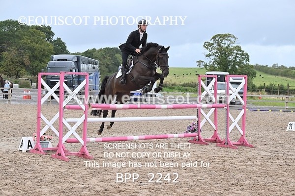 BPP_2242 - CLASS 4  FRI Senior Newcomers/ 1.10m Open