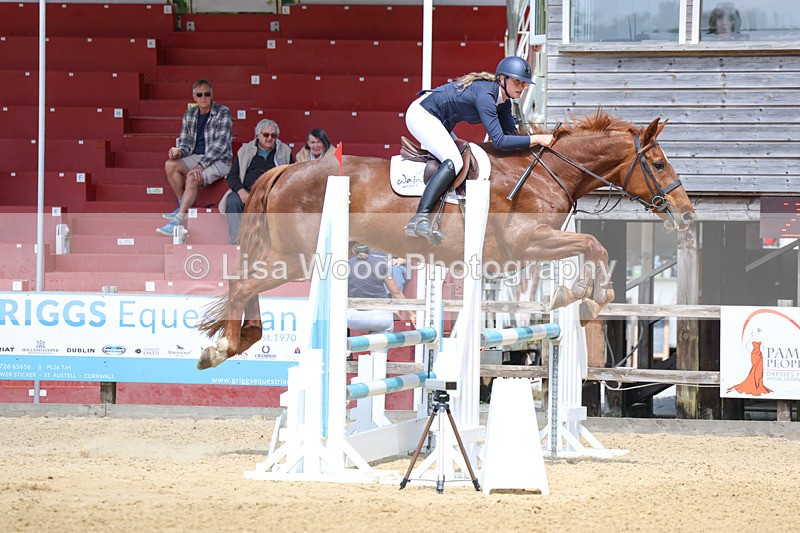 3E7A0339 - Class 10: Senior 95cm open