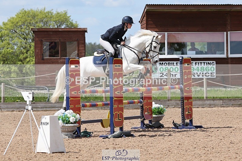 250504-124719-02591 - Cls 5 Pony Foxhunter and 1.10m Open