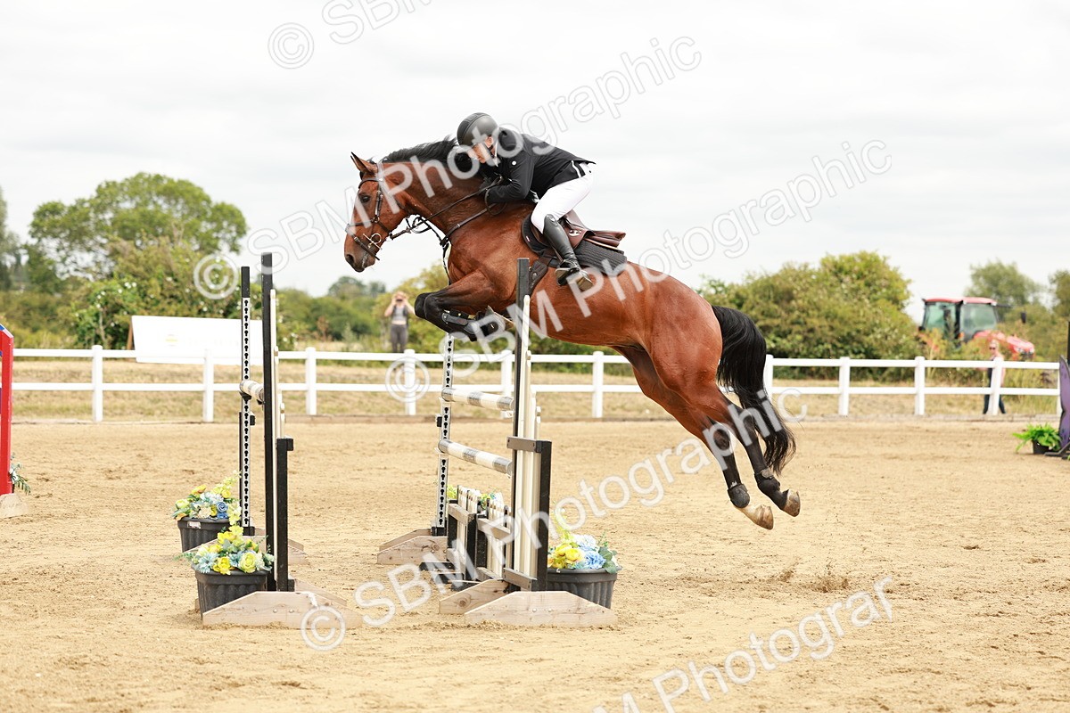 SBM_018171 - Class 21 - Senior Newcomers Championship 2d Rd