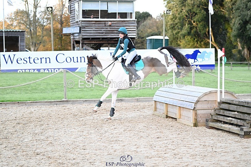 241117-154839-04879 - Cls 4 100-105cm