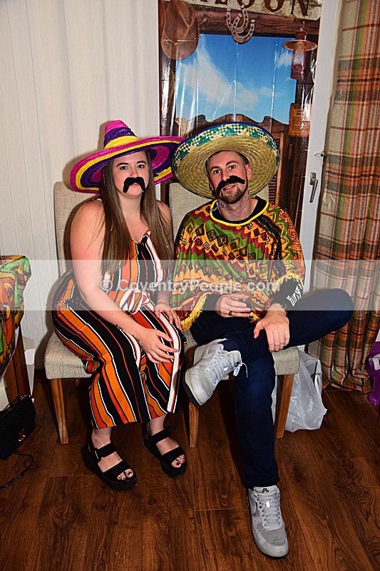LEE-010 - Lee's 30th