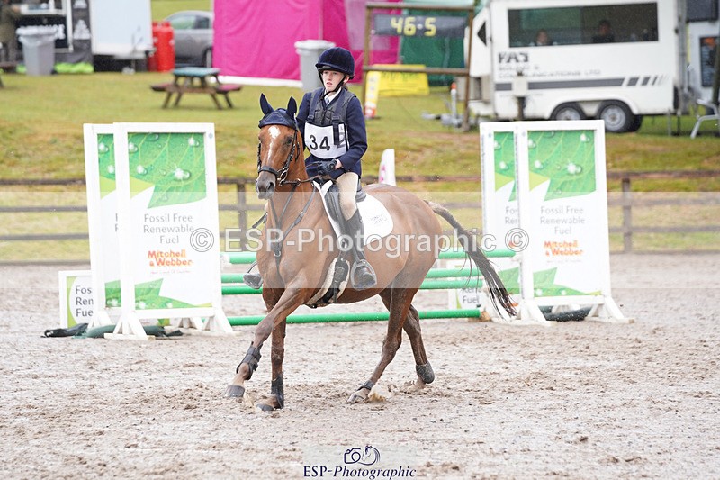 240824X-100616-22644 - 70cm Round 1 9.30 to 11.10