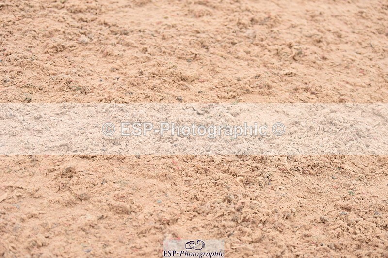 230902A-110706-00518 - Cls 8 1.05m Amateur Quali