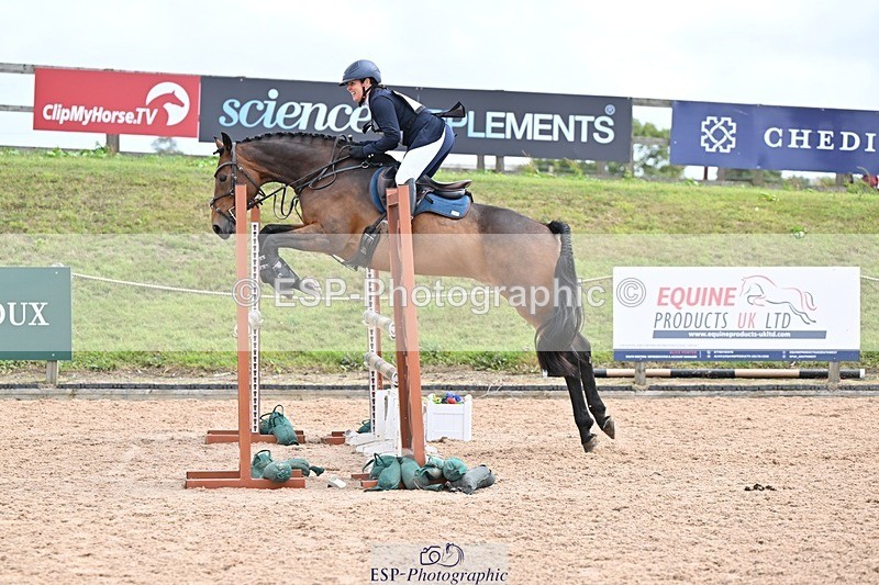 250831-123735-08347 - H-380-Vicky.Stacey