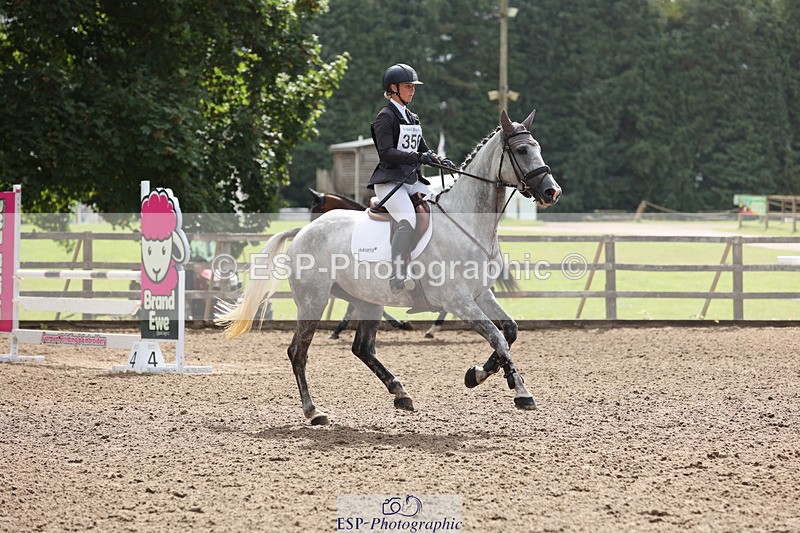 240804-104057-11219 - 356-Dani_Evans-S.H.E_ROWENA_CADE