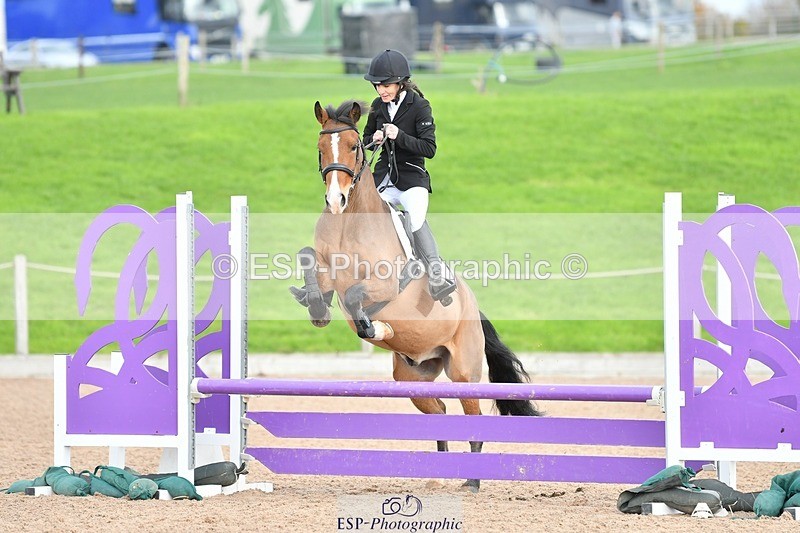 251026-105313-02152 - Cls 21+22 70cm Club and Schools