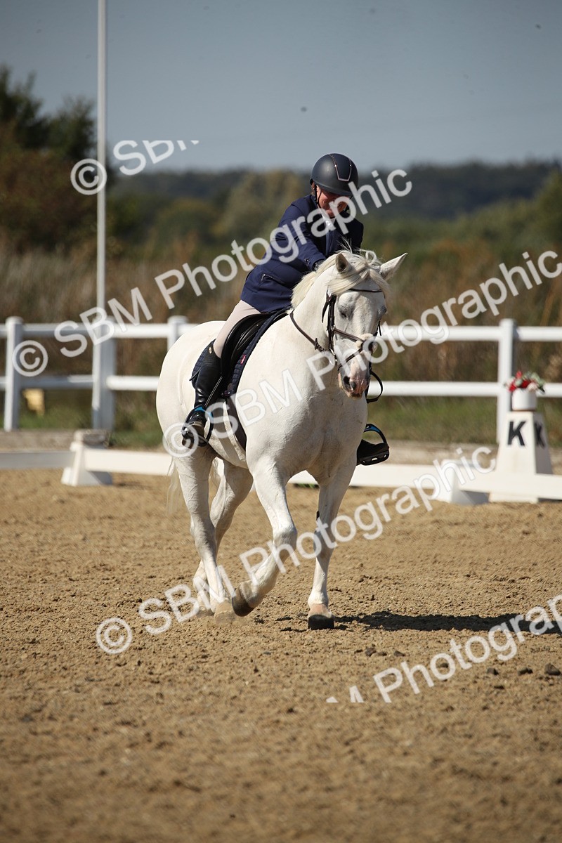 SBM_005810 - Class 11 - Novice 5 - 13.19-14.22