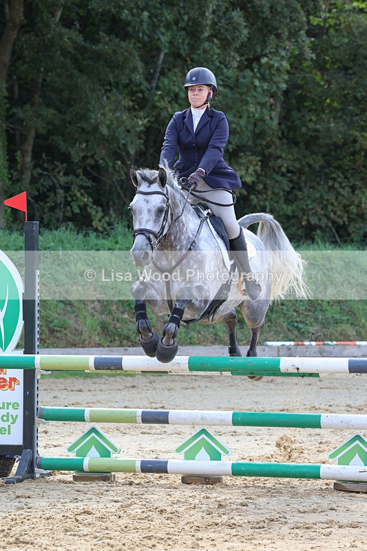 3E7A0696 - Class 4: Senior British Novice/90cm open
