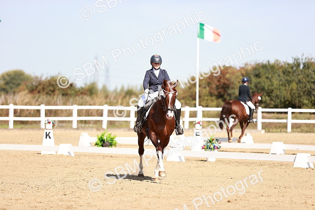 SBM_004456 - Class 12 - Novice 5 - 10.31-11.41