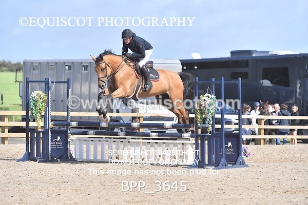 BPP_3645 - CLASS 4 Senior BritiNovice/ 90cm Open