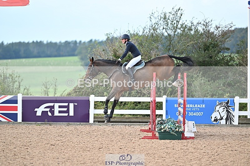 241004A-132653-02208 - Fri 10 1.05m amateur Quals