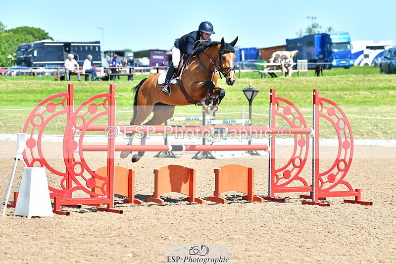 230527A-120613-04361 - Cls 15 Foxhunter