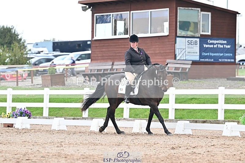 250907-134215-08562 - 013-Mairead.DolanBelperhill.Aint.She.Sweet