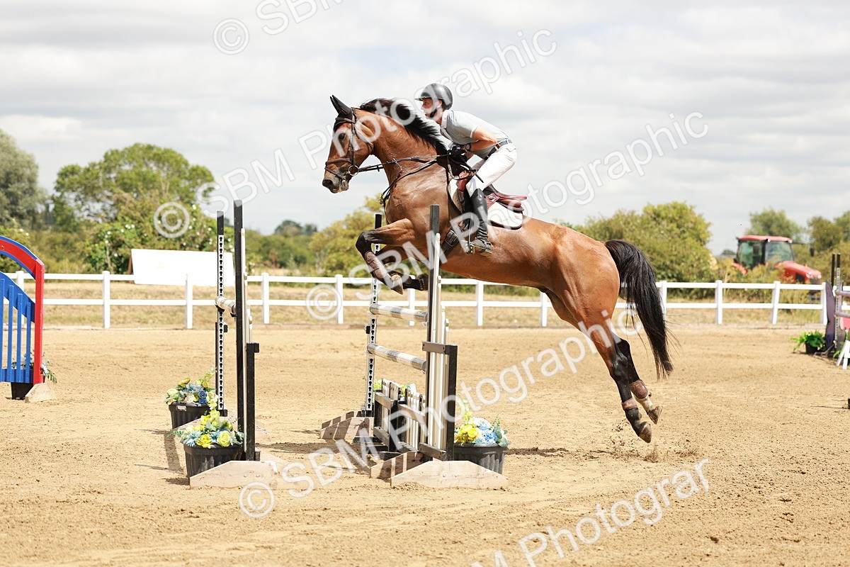 SBM_018474 - Class 21 - Senior Newcomers Championship 2d Rd