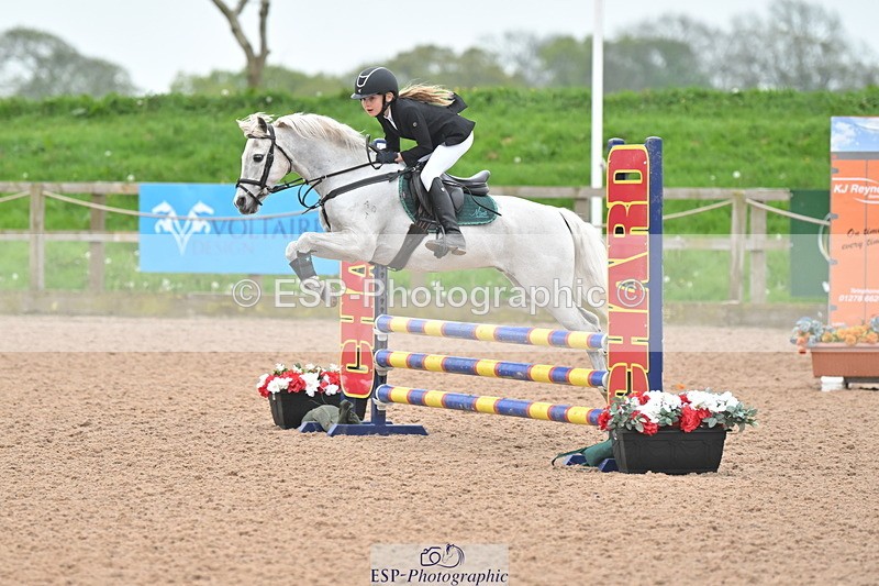 240505A-092037-03486 - Cls 1 Pony Intro 70cm