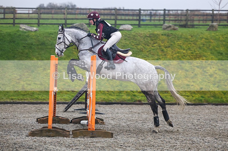 3E7A8008 - Class 4: 100cm