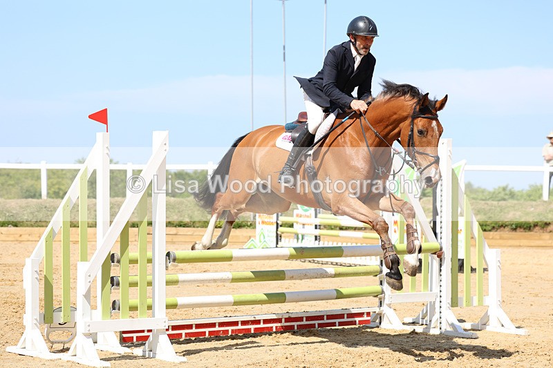 3E7A5886 - Class 4: Senior BN/90cm open