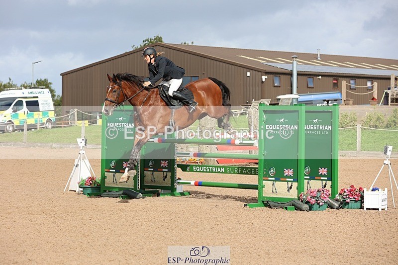 250911-104105-00696 - Cls 2 Snr Newcomers