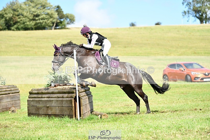 250831-144237-10570 - O-708-Jess.Coombes