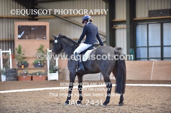 JAC_2431 - CLASS 3 NOVICE 1