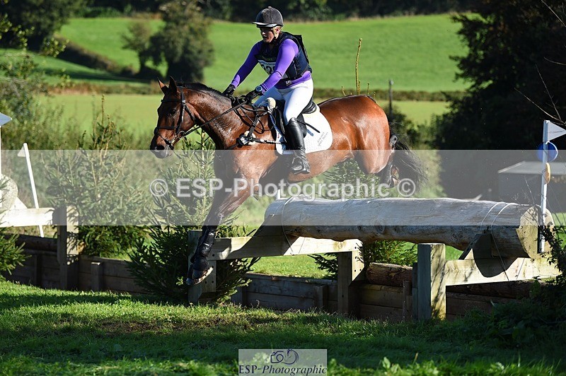 231022-110156-25715 - 229-HARTHILL.SAMBA-Charlotte.Rowe-XC