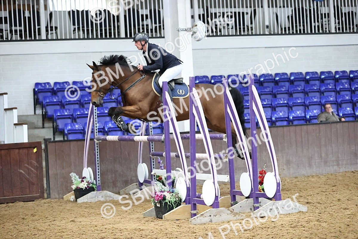 SBM_003905 - Class 12 - Senior Foxhunter 1.20m