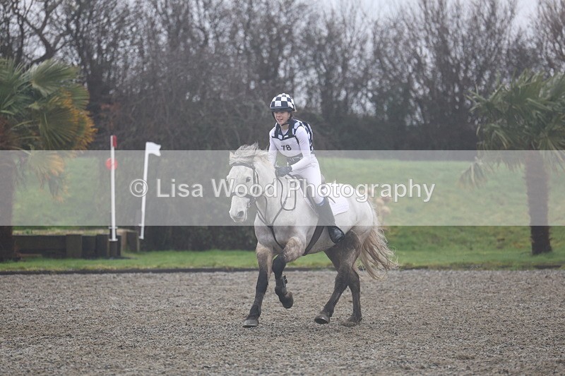 3E7A7521 - Class 2: 80cm Part 2