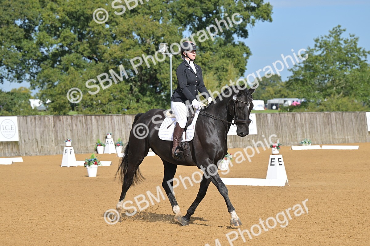 SBM_03702 - D2 - Small Tour Championship Intro 2