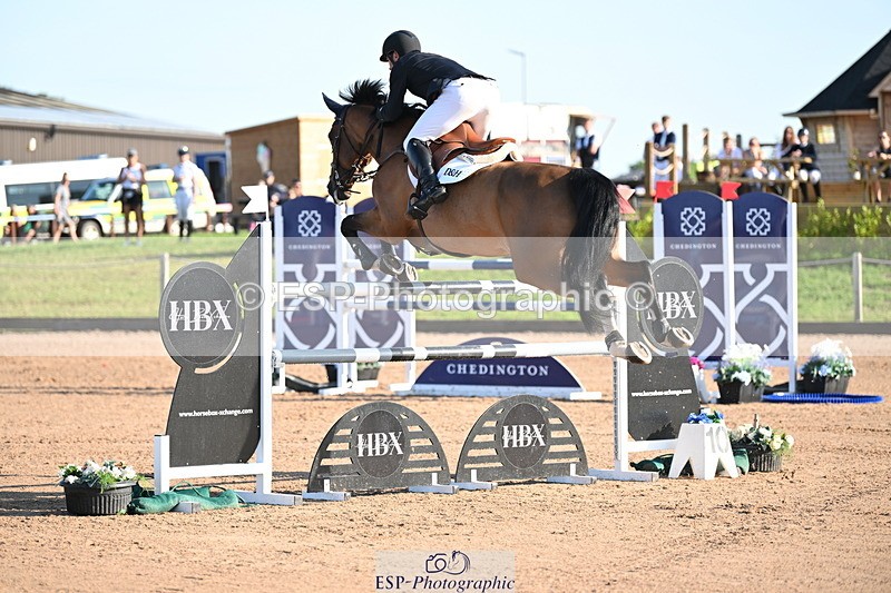 240719A-080658-09185 - Cls 18, 1 Star Gold Tour 1.35m