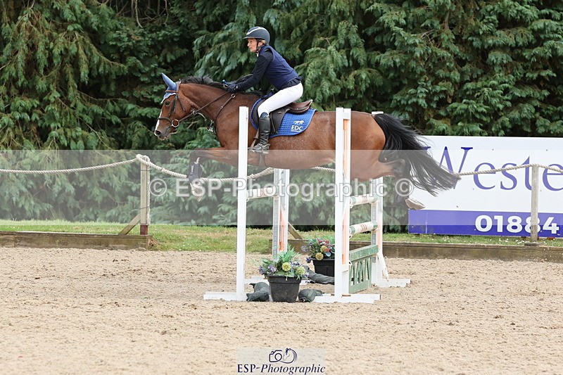 250703A-172851-06332 - Cls 10 1.05m Amateur Q and Open