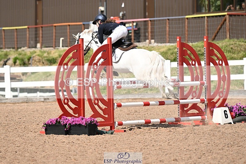 250504-154550-03812 - Cls 25 Winter-Summer