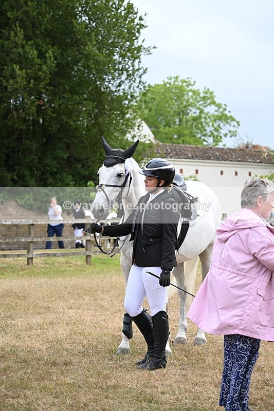 WJ6_0976 - Class 14 Intermediate Jumping 75cm